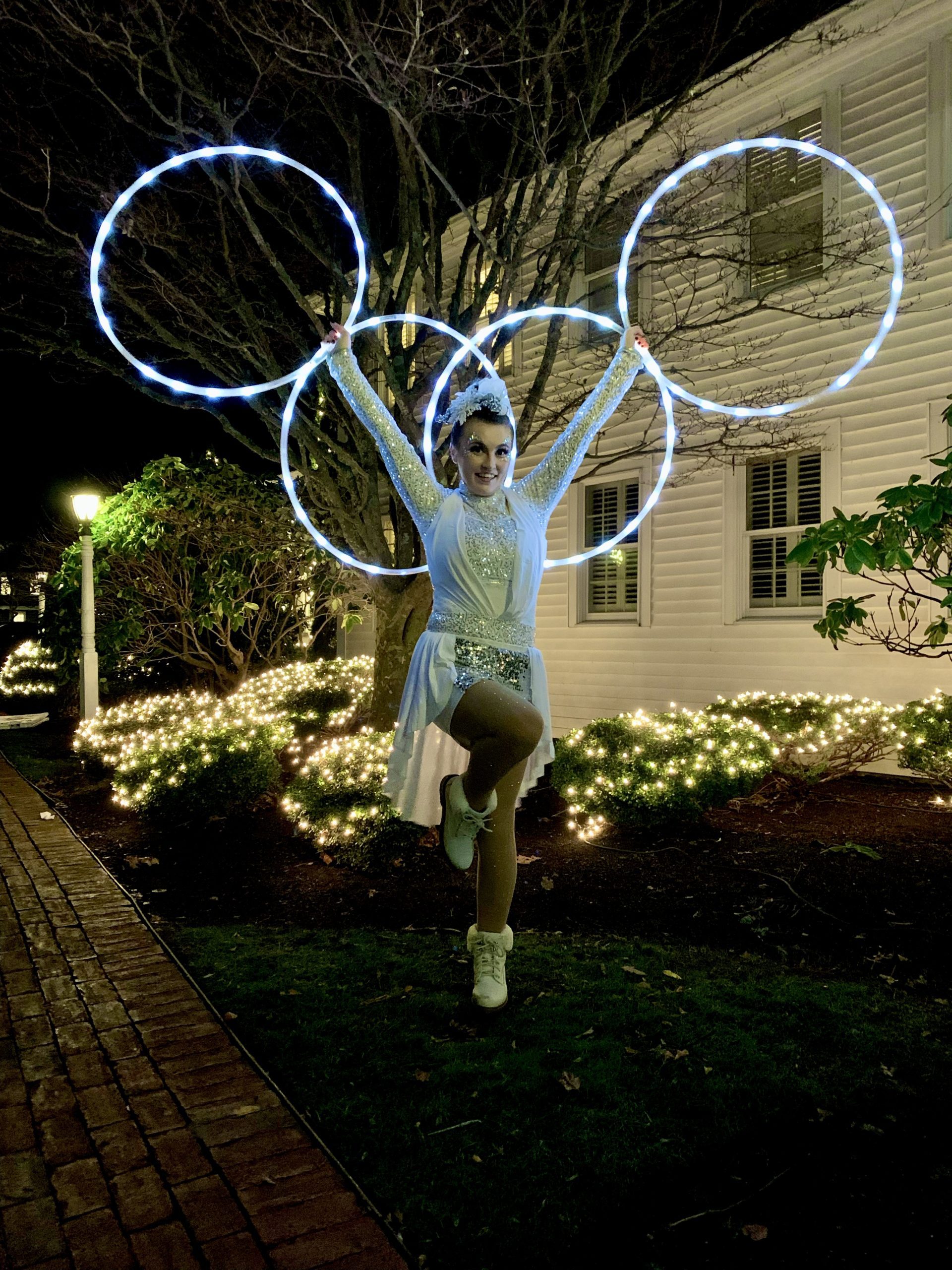 hula hoop dancer professional